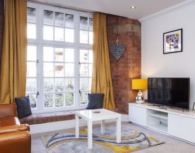 Cocoa suites 23 – Spacious Studio Apartment in City Centre Location