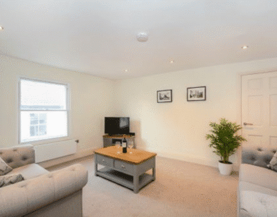 Minster’s Keep- Stylish Apartment Near York Minster