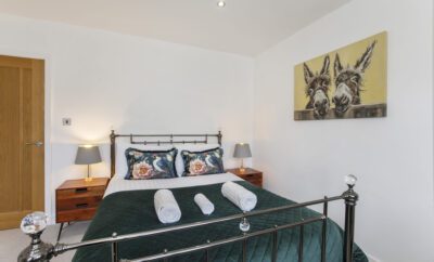 White House Luxury Apartments- Apartment A