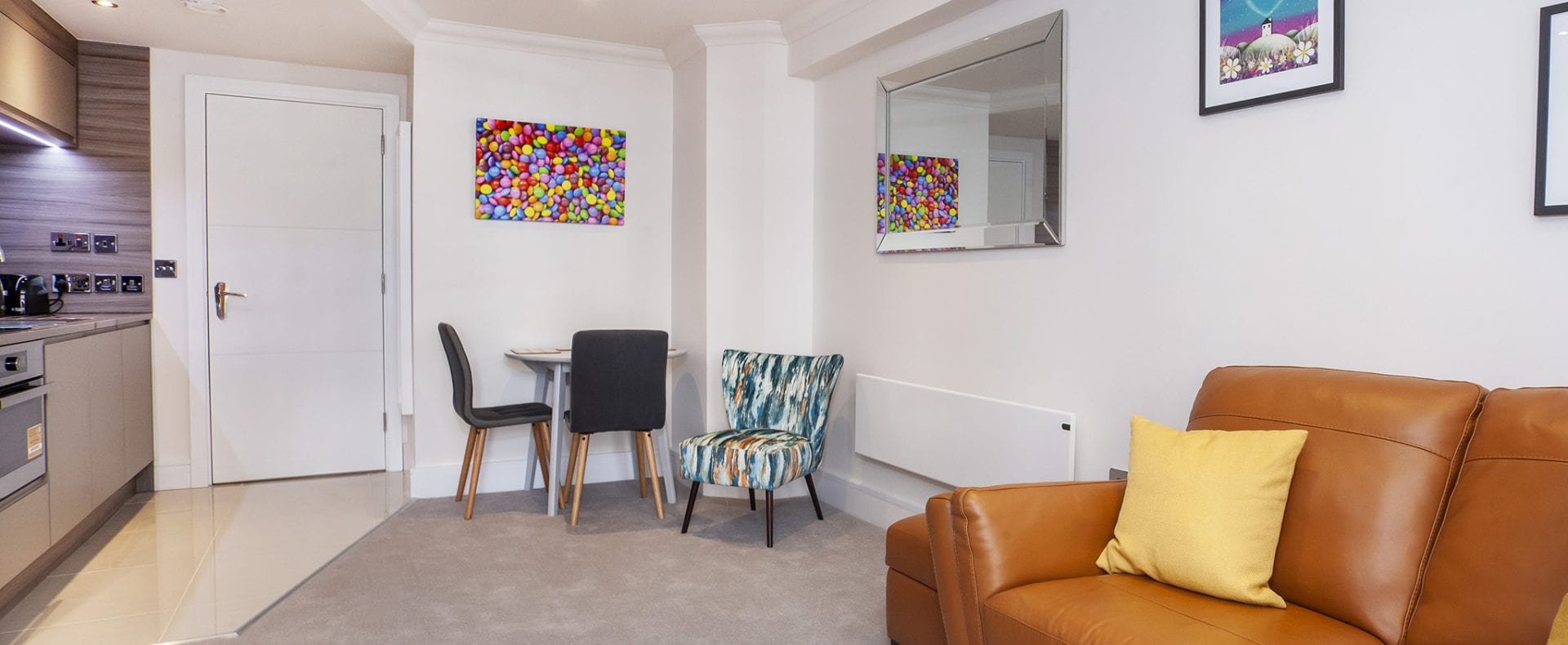 Cocoa suites 23 Spacious Studio Apartment in City Centre Location